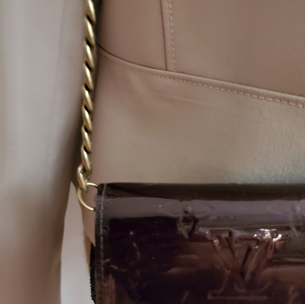 Louis Vuitton Sarah Vernis Wallet - Picture 4 of 5